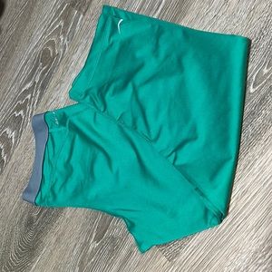 Nike Pro Green tights — size medium